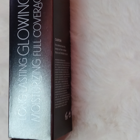 Cosmetics - Picture 4 of 4